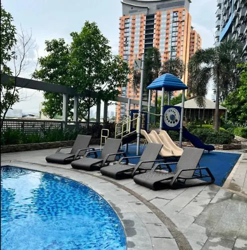 Apartahotel Queen V Staycation Tower D Manila