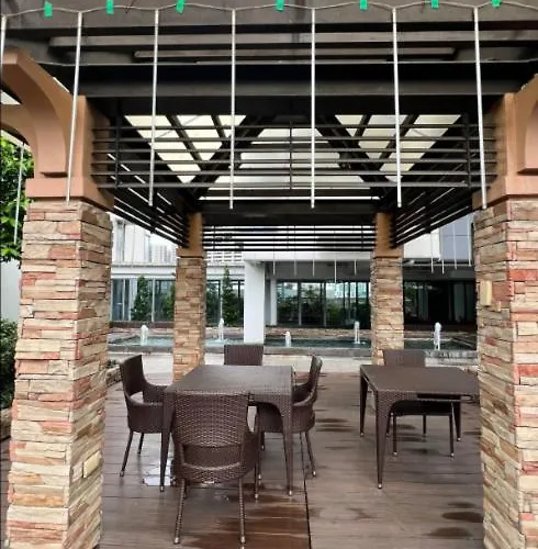 Queen V Staycation Tower D Apartahotel