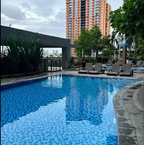 Queen V Staycation Tower D Apartahotel