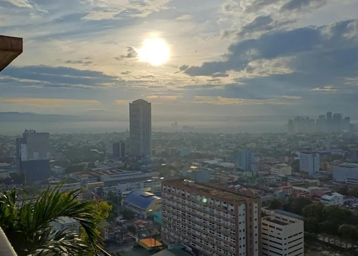 Apartahotel Queen V Staycation Tower D Manila