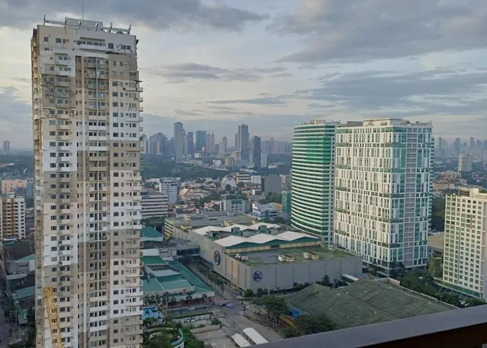 Queen V Staycation Tower D Manila